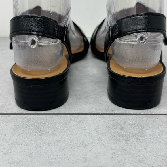 Naturalizer MEESHA Black Leather Buckle Strap Sandals Size 7 - Picture 5 of 10